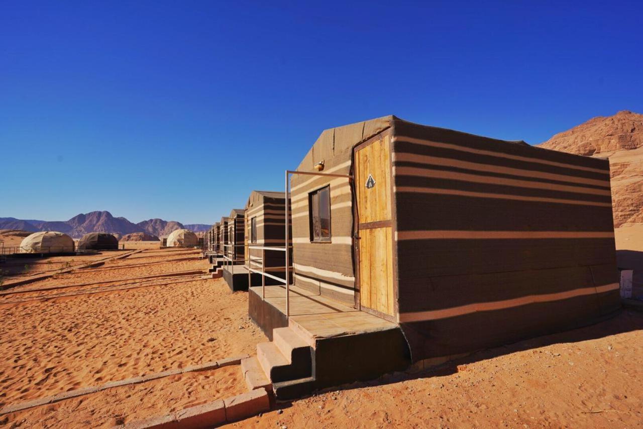 Oryx Camp Hotel Wadi Rum Exterior foto